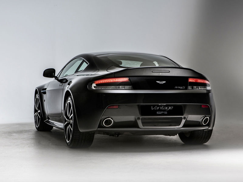 Neu Aston Martin Vantage Sp10 Autoguru At