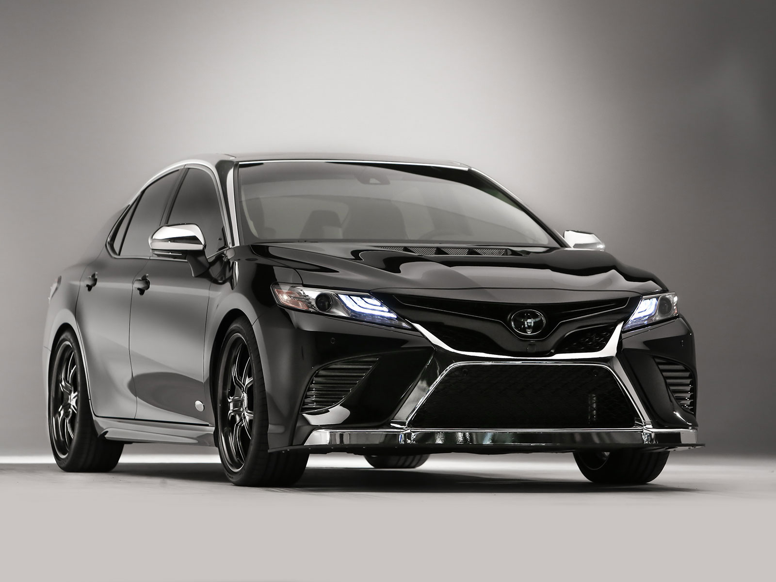 Toyota Camry by Busch (c) Toyota