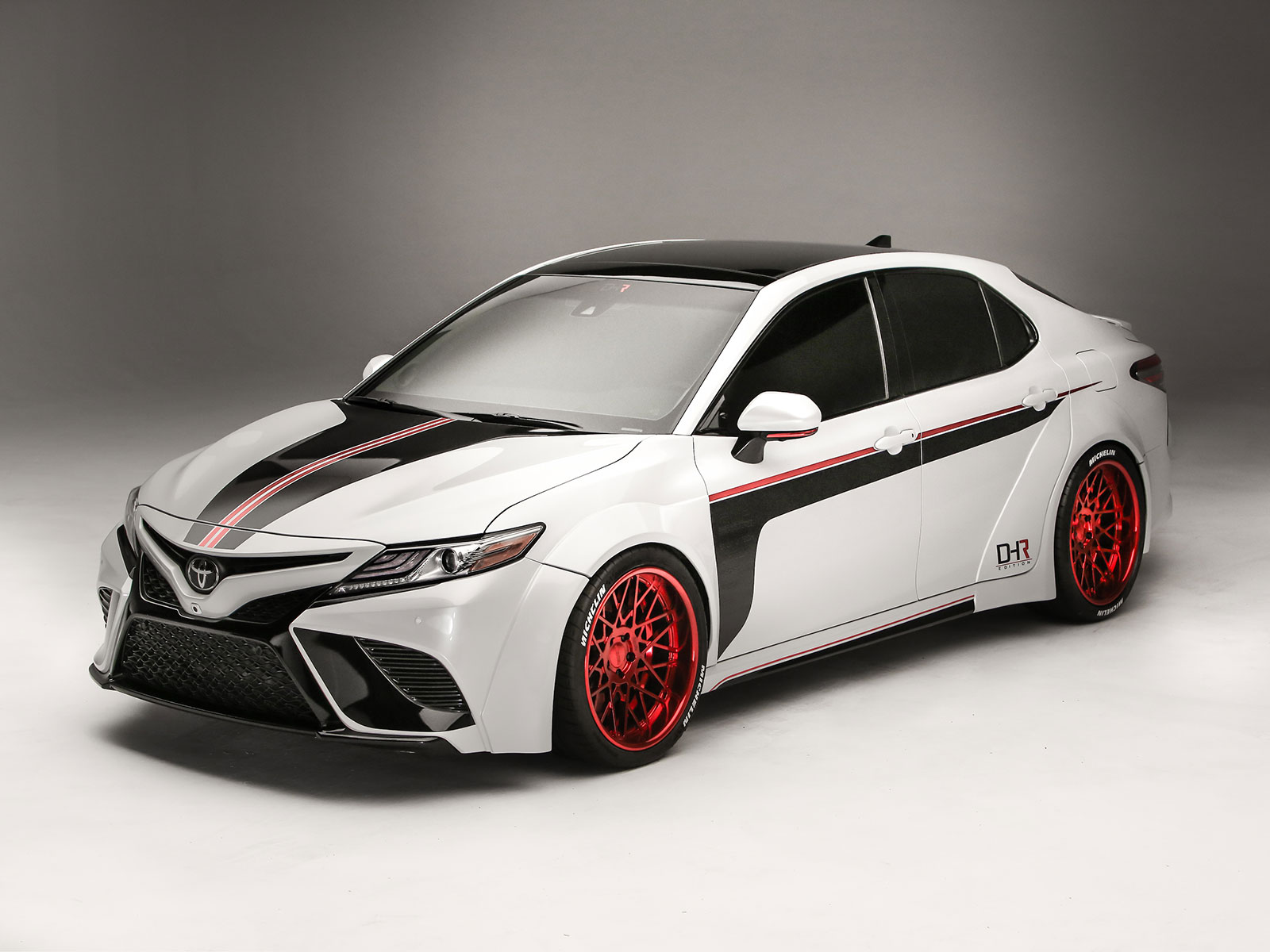 Toyota Camry by Hamlin (c) Toyota