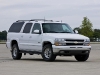 2002 Chevrolet Suburban (c) Chevrolet