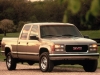 GMC Sierra 2000 (c) GMC