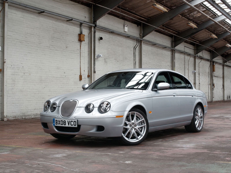 2005 Jaguar S-Type R (c) Jaguar