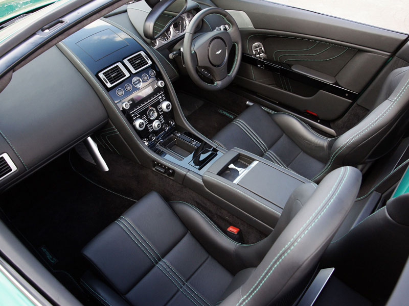 Aston Martin Vantage V8 S Roadster (c) Aston Martin