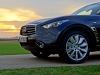 Infiniti FX 30d S Premium Black and White Edition (c) Stefan Gruber