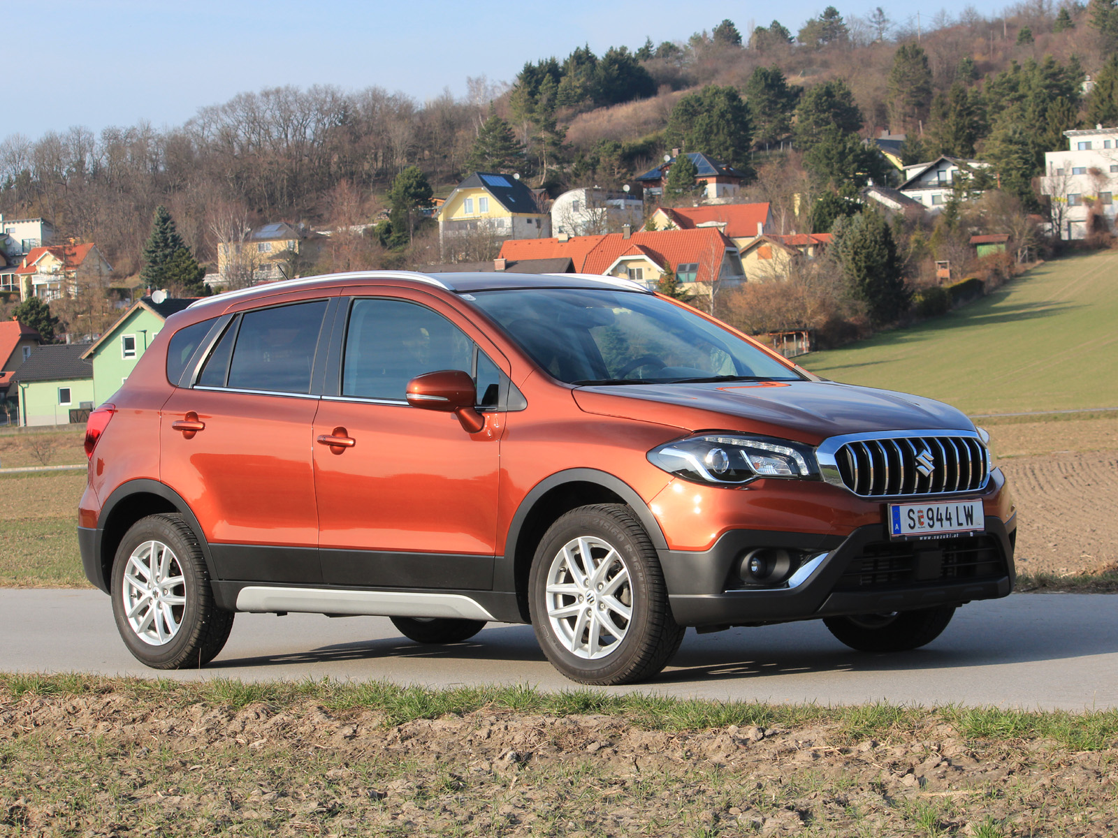 Suzuki SX4 SCROSS 1.0 DITC Shine Test