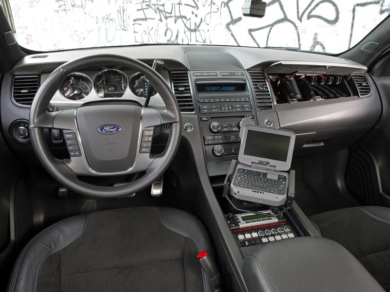 Neuer Ford Taurus Stealth Police Interceptor Autoguru At