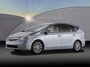 2011 prius v 1