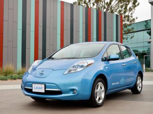 2011 nissan LEAF 031