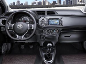 2011 toyota yaris 4