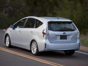 2011_prius_v_5 2011 prius v 5