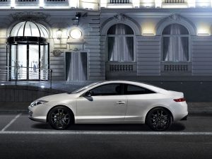 2012_renault_laguna_coupe_2 2012 renault laguna coupe 2
