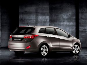 2012_hyundai_i30_kombi_01 2012 hyundai i30 kombi 01