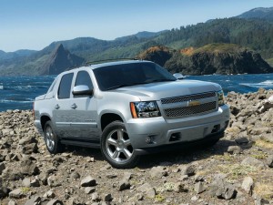 2012 chevy avalanche 01