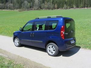 2012 opel combo tour 10