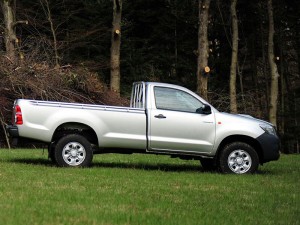 2012 toyota hilux sc 03