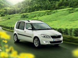 Skoda Roomster Family small