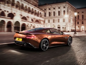 2012 aston vanquish 02