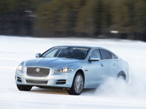 2012 jaguar xj 4x4 01