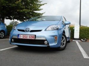 2012 toyota prius pi 09