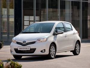 Yaris 2 1