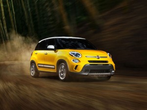 2012 fiat 500l trekking 01