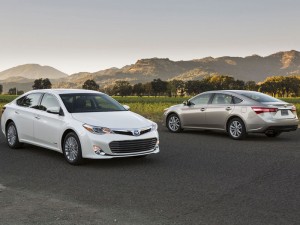 2013 toyota avalon 02