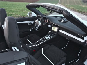 (c) Porsche