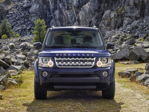 (c) Land Rover