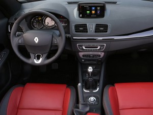 (c) Renault