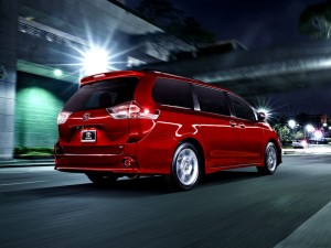 (c) Toyota