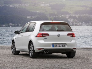 (c) VW
