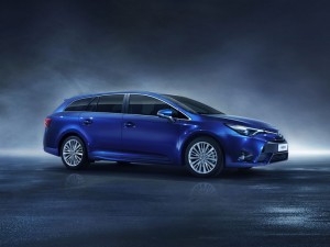 (c) Toyota