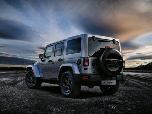 (c) Jeep