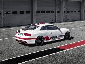 (c) Audi