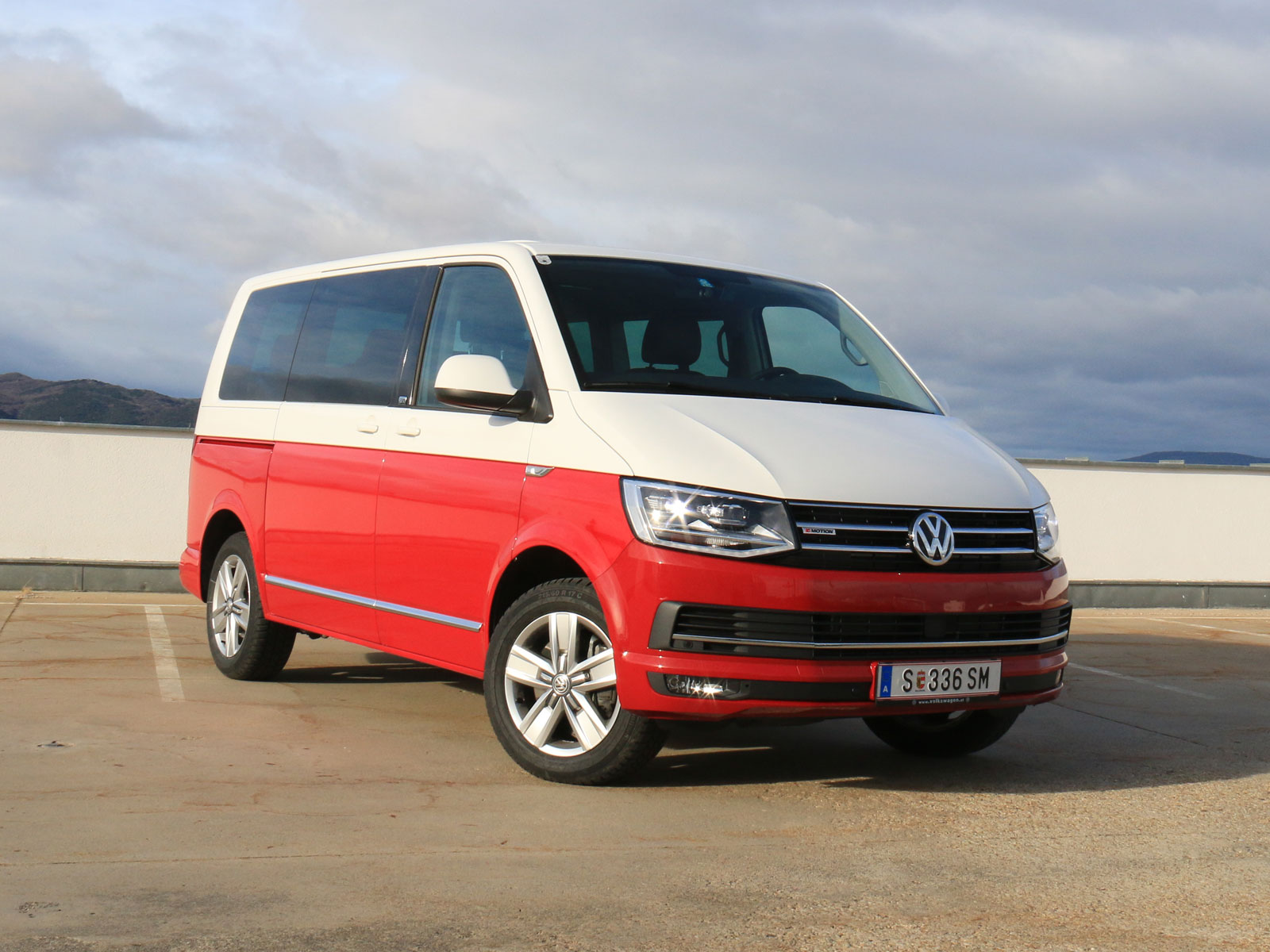 Продажа фольксваген в россии. VW Multivan t6. Volkswagen Multivan t6 красный. VW Multivan 6.1. VW Multivan t6 DSG.