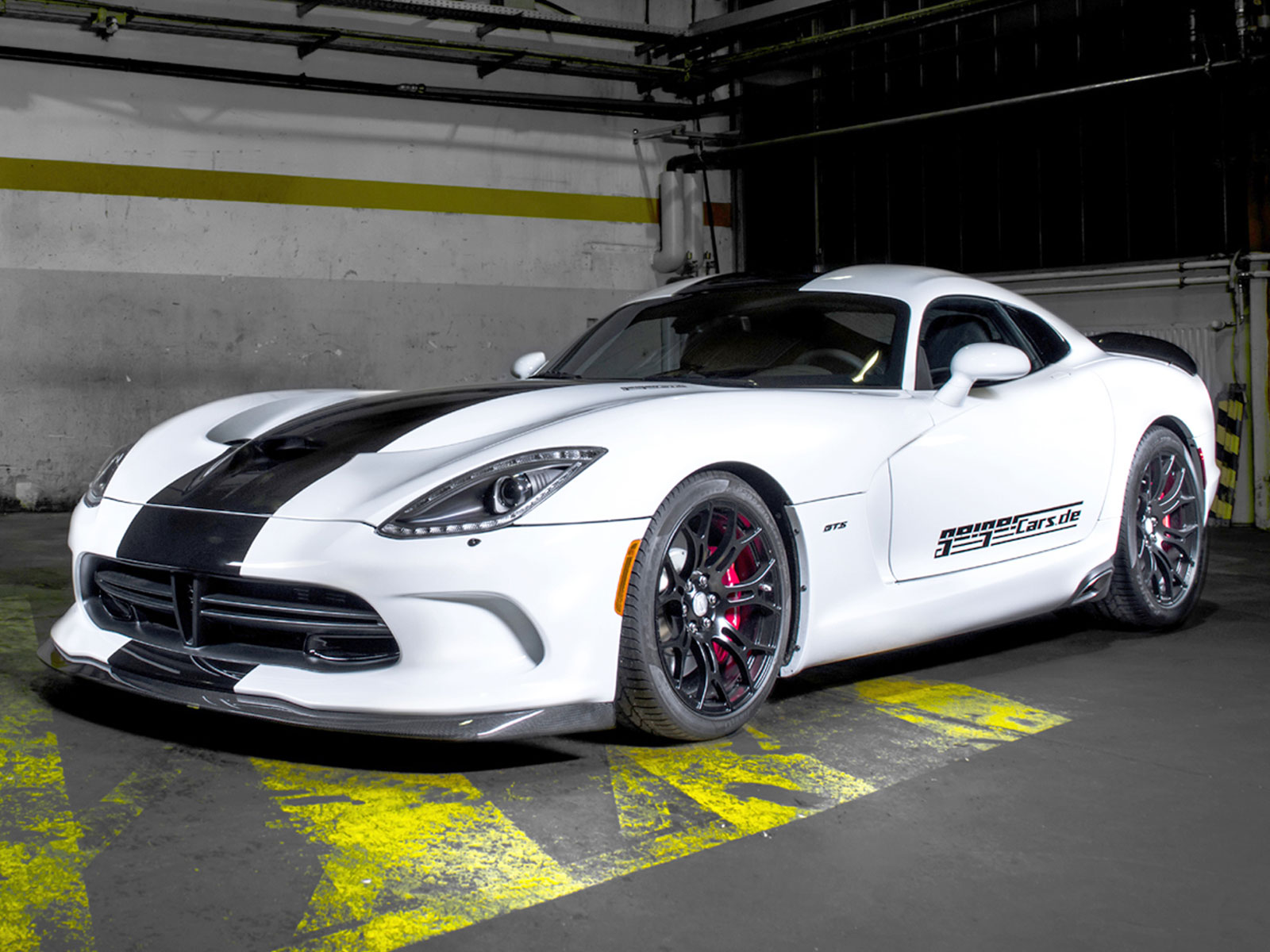 Вайпер стиль. Viper Tuning. Додж Вайпер тюнинг. Додж Viper тюнинг. Тюнинг dodge вайпера.