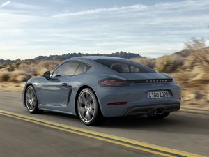 08 718 Cayman