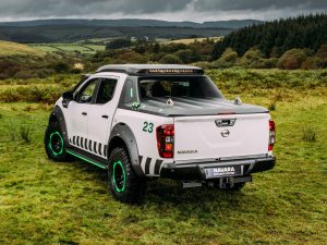 426150294_nissan_navara_eng