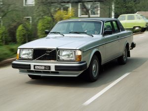 6176 Volvo 262 C