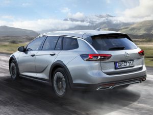 Opel Insignia Country 2