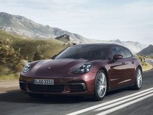 01 Panamera 4 ST