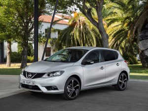 426201458 Nissan Pulsar Black Edition