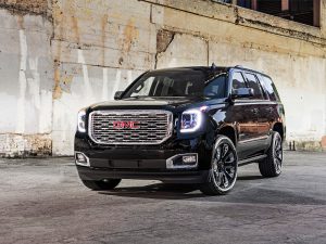 2018 GMC Yukon Denali Ultimate Black 004