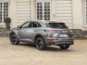 DS 7 CROSSBACK Inspirations OPERA and PERFORMANCE LINE 001