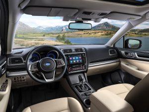 18MY OUTBACK INTERIEUR 02