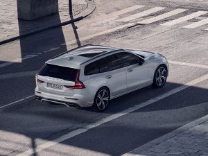 231025 Volvo V60 R Design