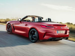 P90317990 highRes the new bmw z4 roads 1