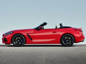 P90317995 highRes the new bmw z4 roads