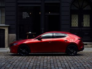 Der neue Mazda3 side