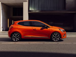 20310 All New Renault Clio Intens 8